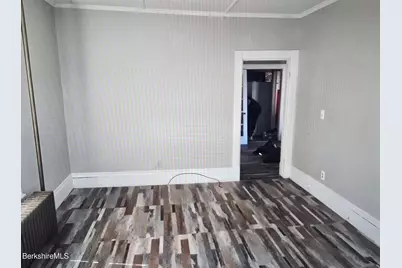 301 Walnut St, North Adams, MA 01247 - Photo 6