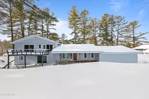 25 Leroi Dr, Pittsfield, MA 01201 - Photo 4