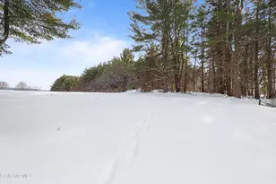 25 Leroi Dr, Pittsfield, MA 01201 - Photo 10