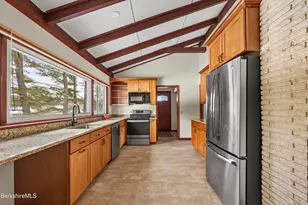 25 Leroi Dr, Pittsfield, MA 01201 - Photo 14