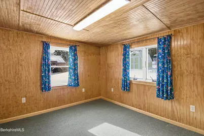 162 Bull Hill Rd, Lanesborough, MA 01237 - Photo 16