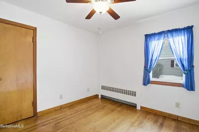 162 Bull Hill Rd, Lanesborough, MA 01237 - Photo 18