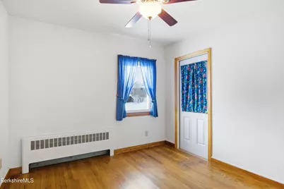 162 Bull Hill Rd, Lanesborough, MA 01237 - Photo 16