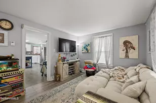 67 Reuter Ave, Pittsfield, MA 01201 - Photo 2