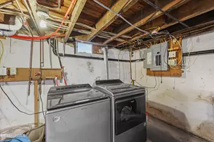 67 Reuter Ave, Pittsfield, MA 01201 - Photo 16