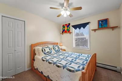 8 Iroquois St, Lanesborough, MA 01237 - Photo 46