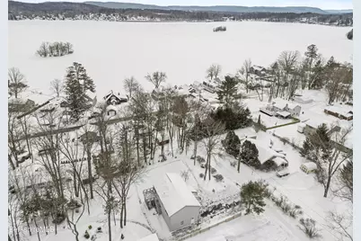 8 Iroquois St, Lanesborough, MA 01237 - Photo 12