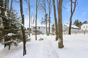 8 Iroquois St, Lanesborough, MA 01237 - Photo 12