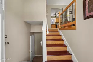 8 Iroquois St, Lanesborough, MA 01237 - Photo 22