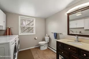 8 Iroquois St, Lanesborough, MA 01237 - Photo 50