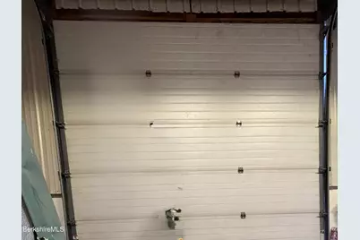 11 Gifford St, Pittsfield, MA 01201 - Photo 26