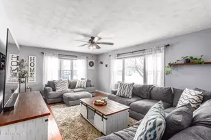 15 Longfellow Ave, Pittsfield, MA 01201 - Photo 10