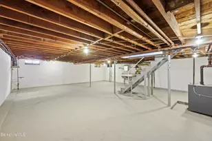 1990 East St, Pittsfield, MA 01201 - Photo 26