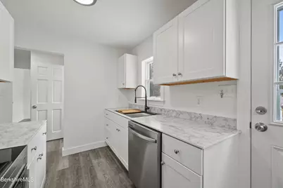 1990 East St, Pittsfield, MA 01201 - Photo 8