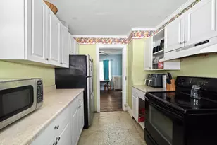 461 Elm St, Pittsfield, MA 01201 - Photo 8