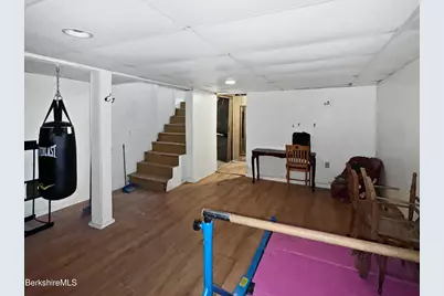 461 Elm St, Pittsfield, MA 01201 - Photo 30