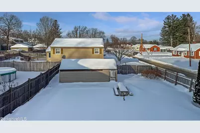 461 Elm St, Pittsfield, MA 01201 - Photo 4