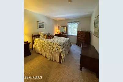 9063 Mountainside Dr, Hancock, MA 01237 - Photo 36