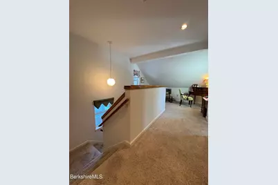 9063 Mountainside Dr, Hancock, MA 01237 - Photo 28