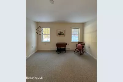 9063 Mountainside Dr, Hancock, MA 01237 - Photo 46