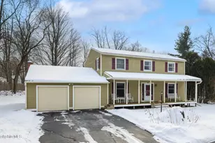 32 Marcella Way, Dalton, MA 01226 - Photo 2