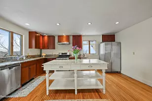 71 Weller Ave, Pittsfield, MA 01201 - Photo 10