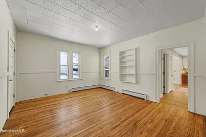 71 Weller Ave, Pittsfield, MA 01201 - Photo 20