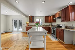 71 Weller Ave, Pittsfield, MA 01201 - Photo 8