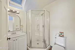 71 Weller Ave, Pittsfield, MA 01201 - Photo 34