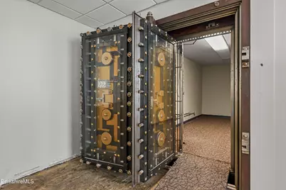 1 Fenn St, Pittsfield, MA 01201 - Photo 6