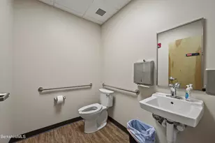 1 Fenn St, Pittsfield, MA 01201 - Photo 8