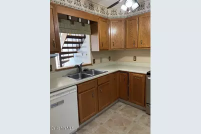 1 Pondview Dr #C3, Pittsfield, MA 01201 - Photo 6