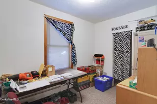 30 Edgewood Rd, Pittsfield, MA 01201 - Photo 6