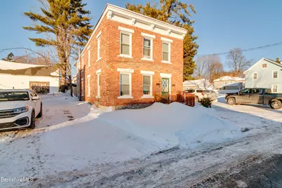 30 Edgewood Rd, Pittsfield, MA 01201 - Photo 2
