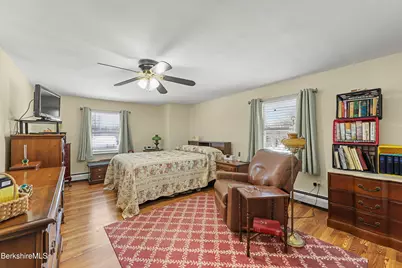 40 Baldwin Ave, Pittsfield, MA 01201 - Photo 32