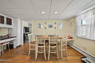 40 Baldwin Ave, Pittsfield, MA 01201 - Photo 16