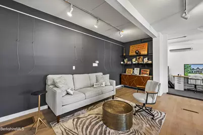 402 Park St, Great Barrington, MA 01236 - Photo 4