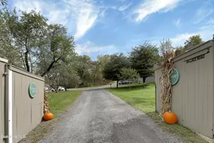 2 Wallace Rd, Stockbridge, MA 01262 - Photo 30