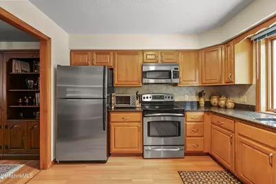 30 Clifden Ct #Unit 2, Lenox, MA 01240 - Photo 12