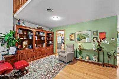 30 Clifden Ct #Unit 2, Lenox, MA 01240 - Photo 10