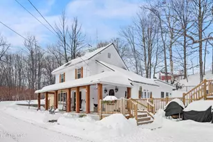 624 River Rd, Clarksburg, MA 01247 - Photo 40