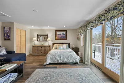 18-1 Morgan St #1, Lenox, MA 01240 - Photo 8