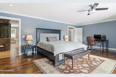 93 Gravesleigh Ter, Pittsfield, MA 01201 - Photo 40