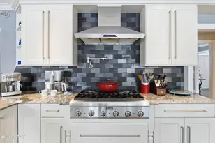 93 Gravesleigh Terrace, Pittsfield, MA 01201 - Photo 18