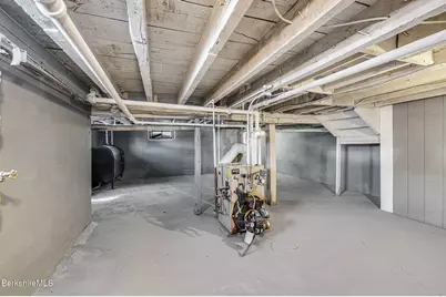 40 Roland St, Pittsfield, MA 01201 - Photo 22