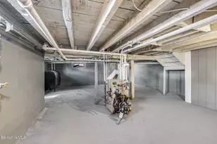 40 Roland St, Pittsfield, MA 01201 - Photo 22