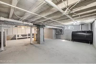 40 Roland St, Pittsfield, MA 01201 - Photo 24