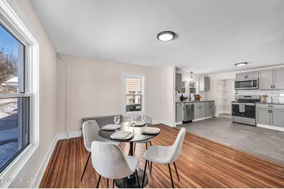 40 Roland St, Pittsfield, MA 01201 - Photo 8