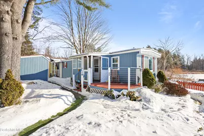 514 S Main St #8A, Lanesborough, MA 01237 - Photo 2