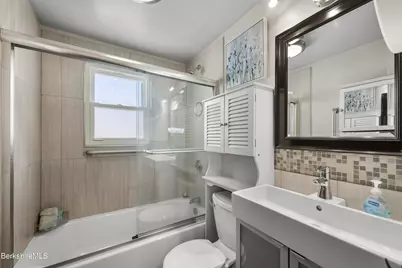 11 Crane Ave, Pittsfield, MA 01201 - Photo 26